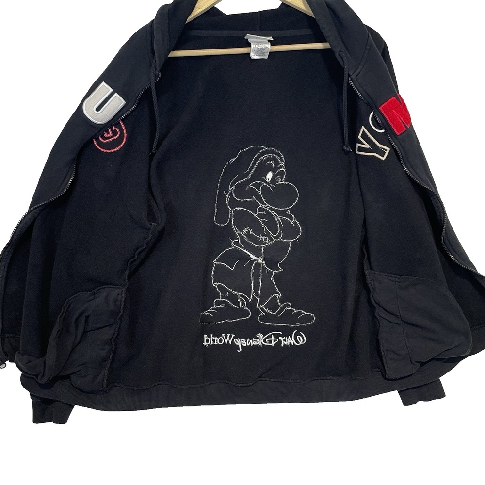 Vintage Walt Disney‎ World Grumpy Full Zip Sweatshirt Size L Black Embroidery - Picture 4 of 16